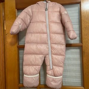 6 a 12 months MK infant snowsuit